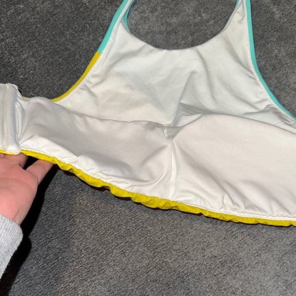 Victorias Secret-Colorblock Halter Bikini Top size Medium - Picture 8 of 10